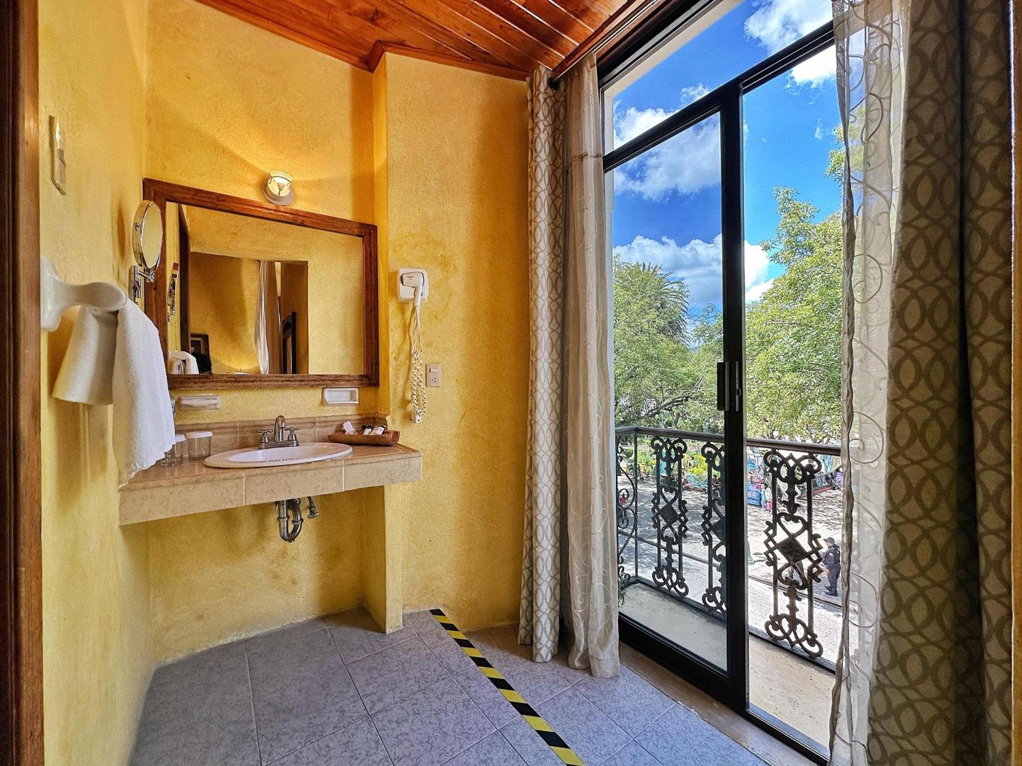 Hotel Ciudad Real Centro Historico San Cristóbal de Las Casas المظهر الخارجي الصورة